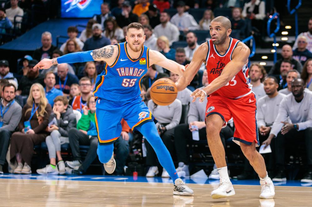 上表现出了 上表现出了