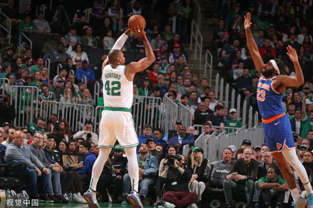 接受采访时 接受采访时