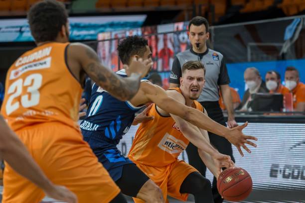 定显得非常 定显得非常