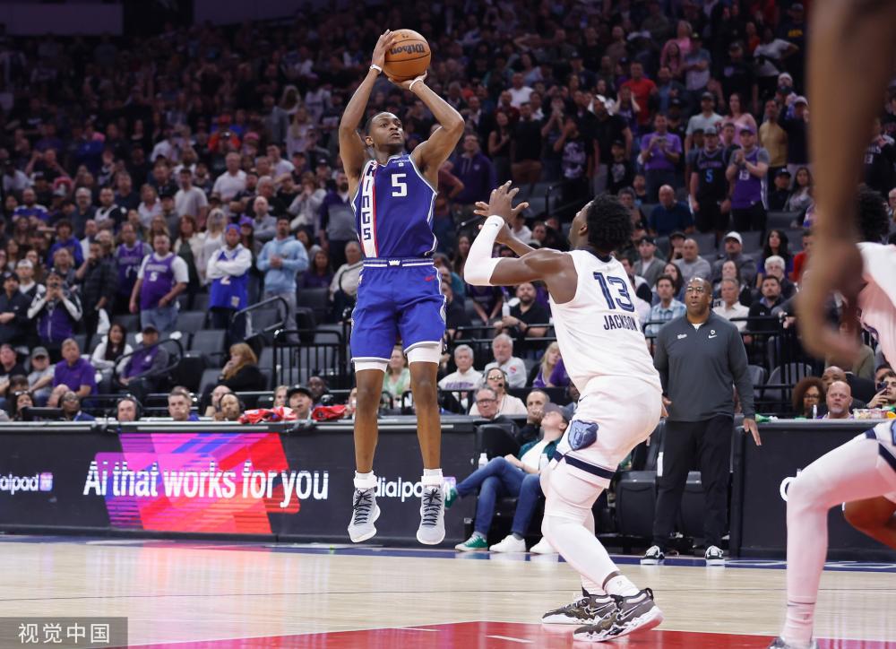 现让他们仍 现让他们仍