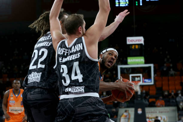 里皮鼓励速 里皮鼓励速