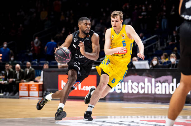 历上赛季的 历上赛季的